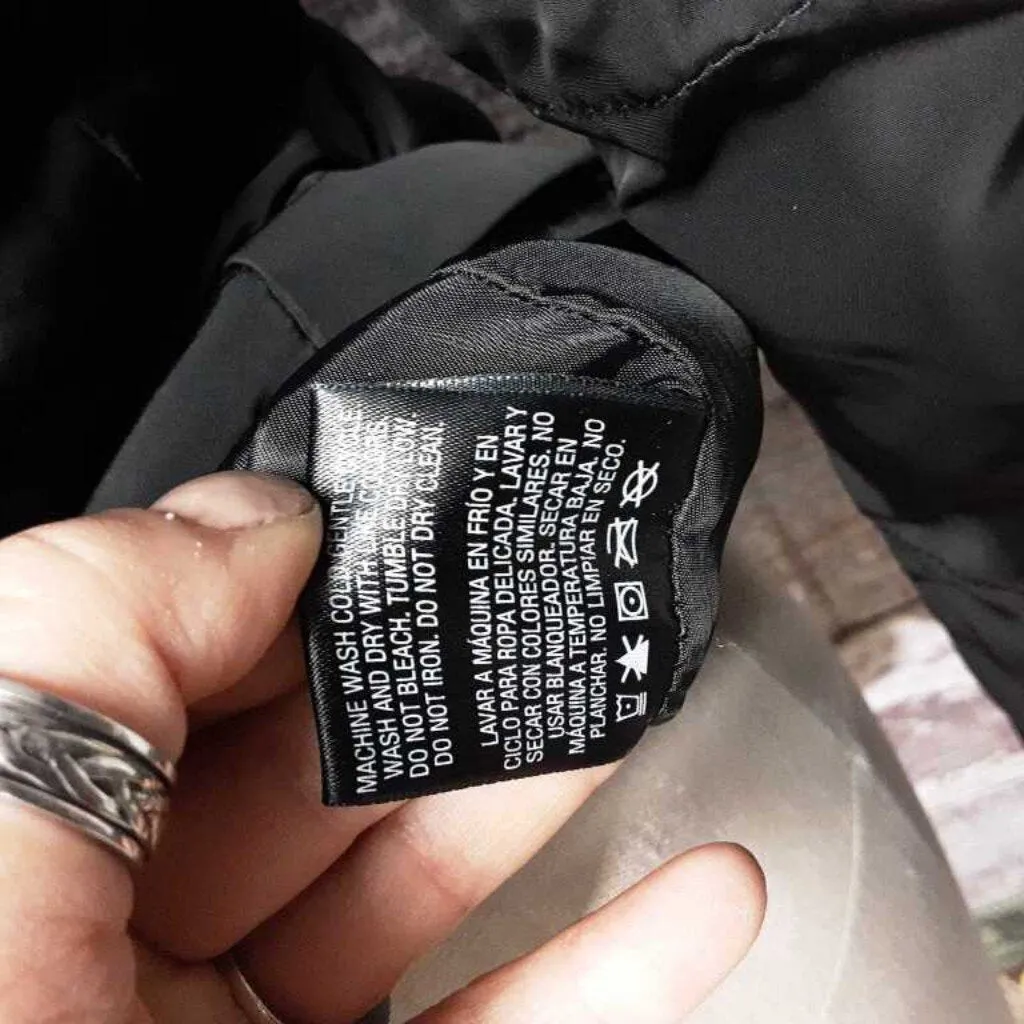 ATTENTION BLACK GOLD ZIP PUFFER COAT SIZE SMALL TCC