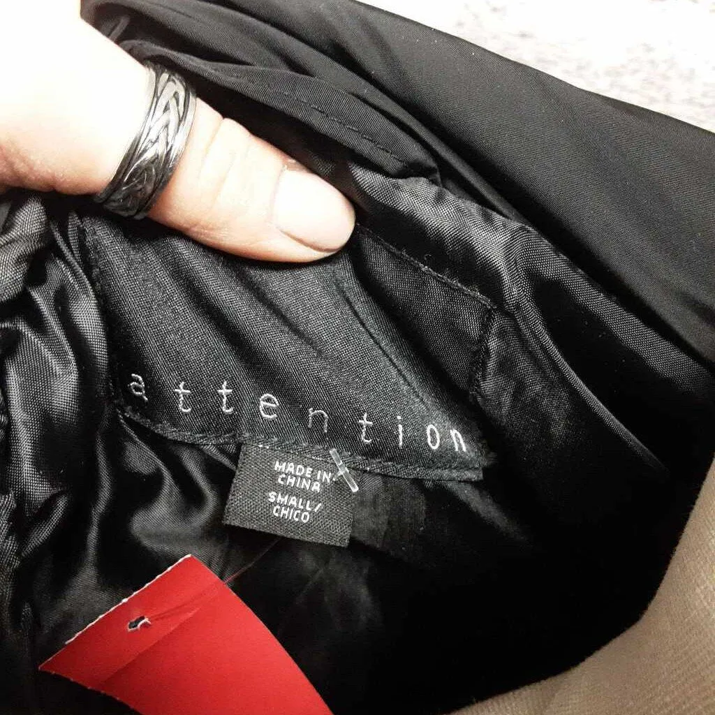 ATTENTION BLACK GOLD ZIP PUFFER COAT SIZE SMALL TCC