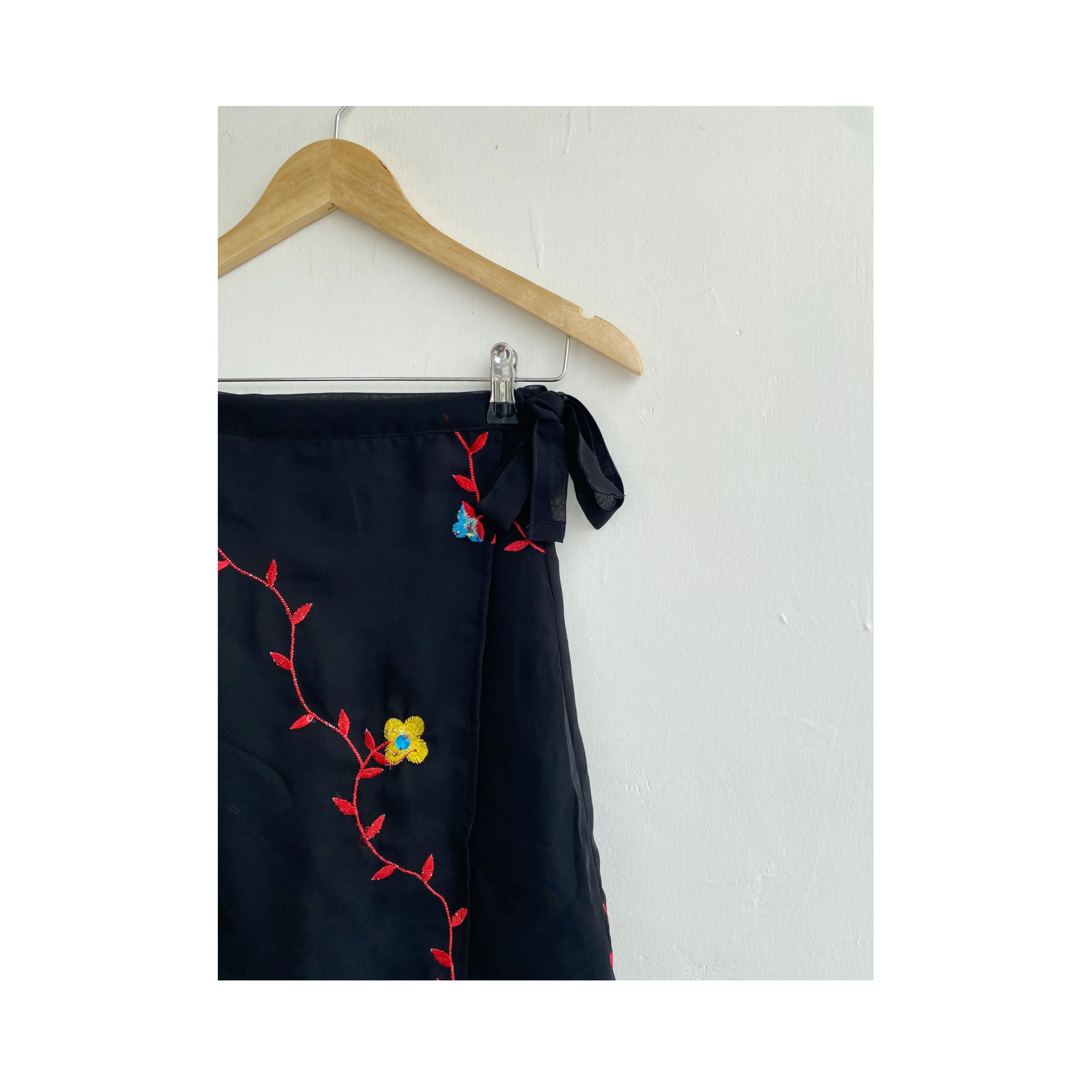 Black wrap skirt with thread work