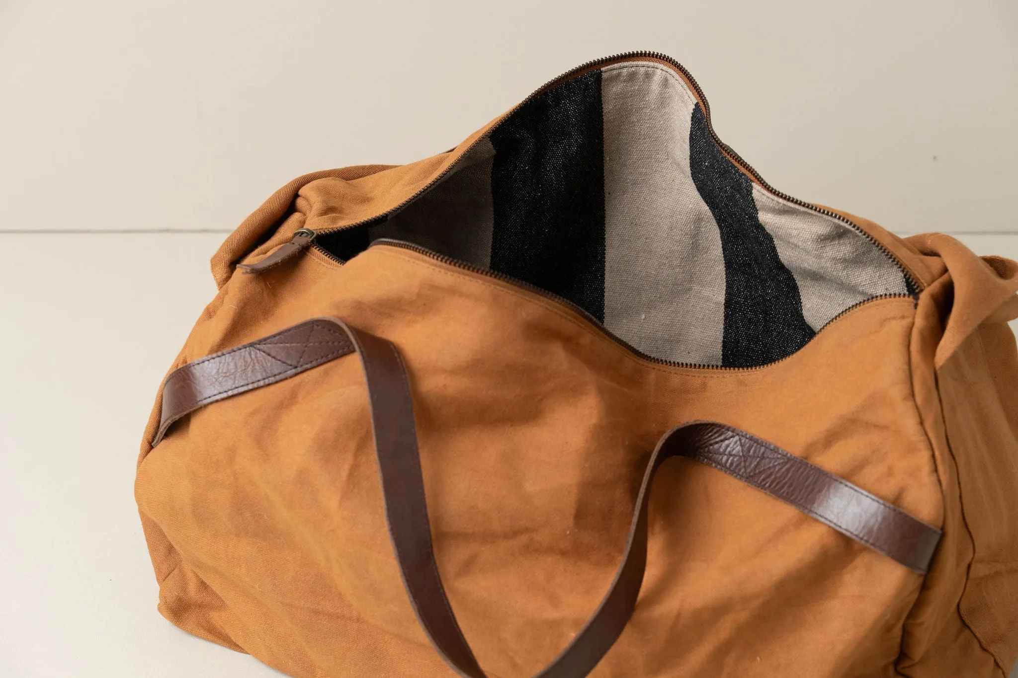 Journey Duffle Canvas Bag | Terracotta