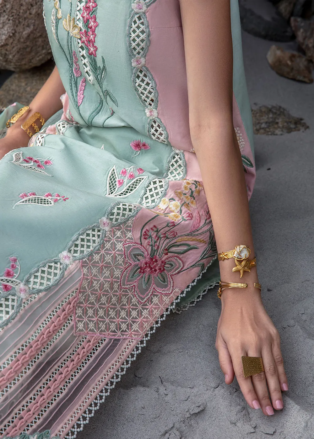 Luxury Lawn '24 by Crimson | Sun Kissed - Sea Foam