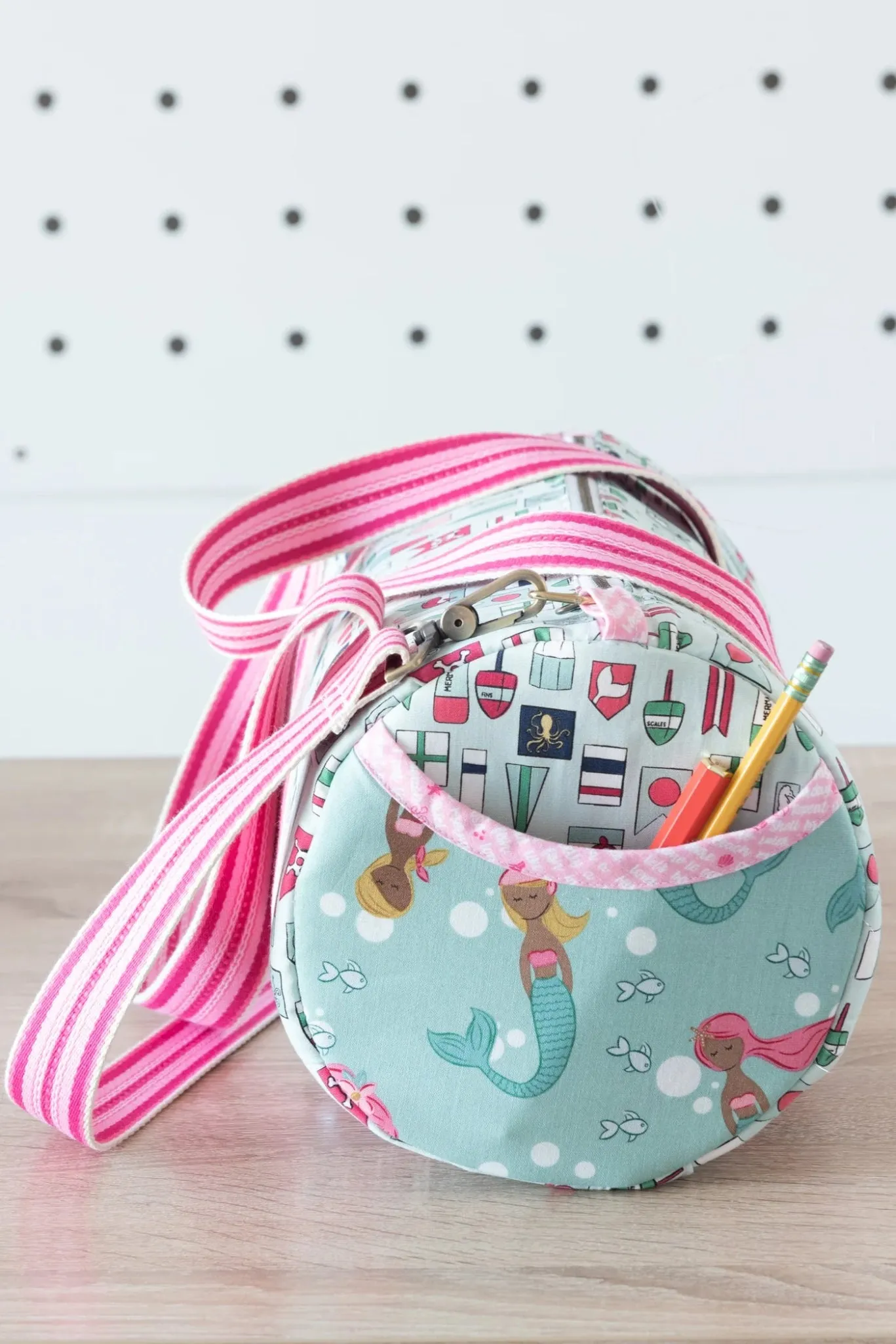 The Saturday Duffle // Melissa Mortenson (Printed Paper Pattern)